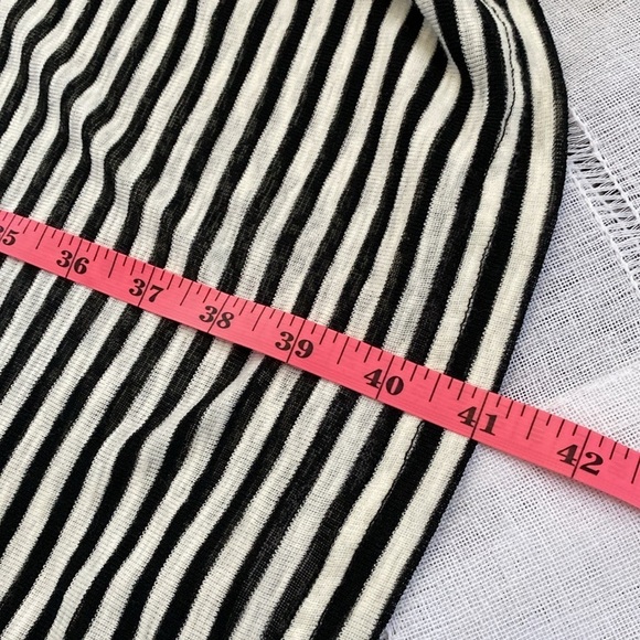 Doe and Rae NWOT striped t-shirt dress with pockets. - Picture 11 of 14